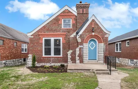 8717 Annetta Ave, Saint Louis, MO 63147