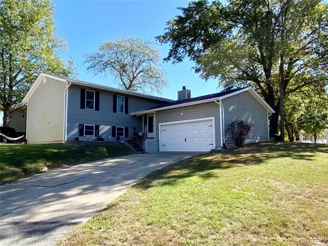 701 Gray Mist Ter, Lake Saint Louis, MO 63367