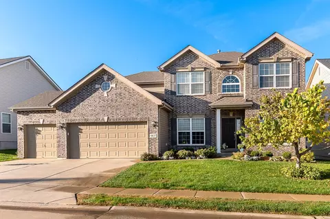 9837 Richmond Cavalry Dr, Saint Louis, MO 63123
