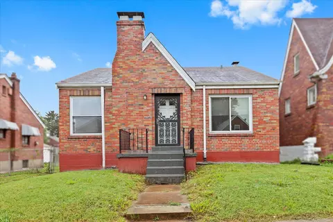 5902 Dressell Ave, Saint Louis, MO 63120