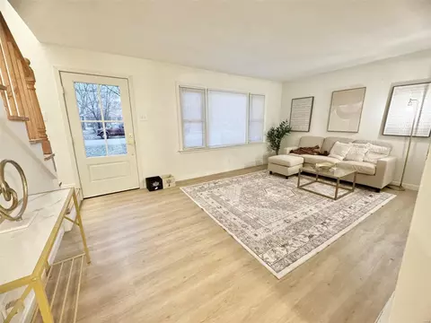 Entry Way - 3729 Dixie Dr, Saint Ann, MO 63074 photo 1 of 1