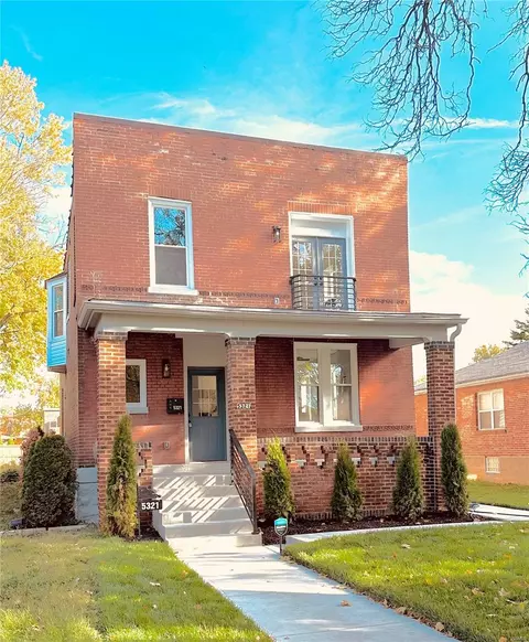 5321 Reber Pl, Saint Louis, MO 63139
