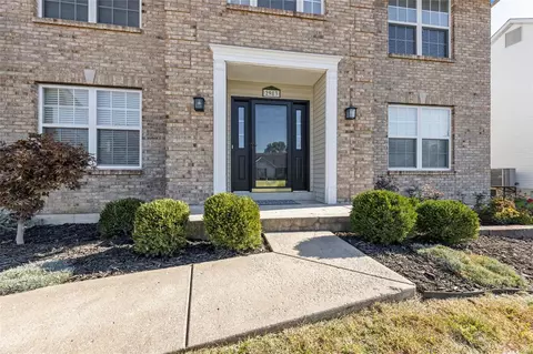 2983 Middlesburg Dr, O'fallon, MO 63368 photo 6