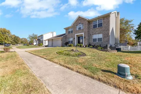 2983 Middlesburg Dr, O'fallon, MO 63368 photo 4