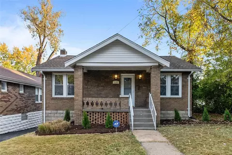 8125 Toddy Ave, Saint Louis, MO 63114