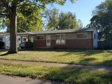 1060 Verlene Dr, Florissant, MO 63031