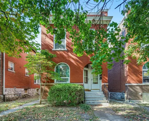 5231 Alaska Ave, Saint Louis, MO 63111