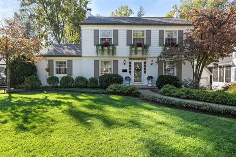 652 Hawbrook Ave, Saint Louis, MO 63122