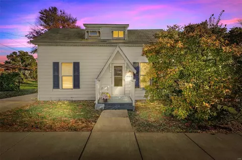 10910 Mueller Rd, Saint Louis, MO 63123