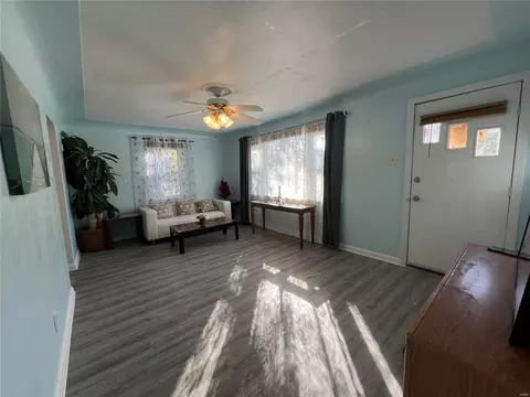 Living - 4142 Wright Ave, Saint Ann, MO 63074 photo 2 of 2