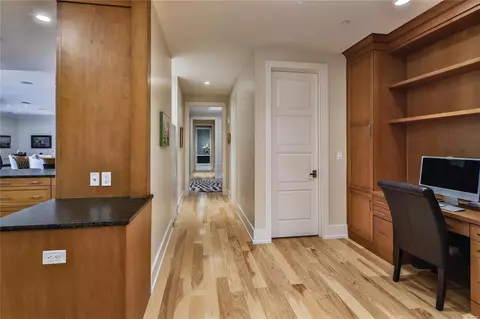 Entry Way - 155 Carondelet Plz #807, Saint Louis, MO 63105 photo 1 of 1