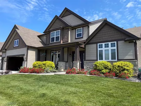 527 Montrachet Dr, O'fallon, MO 63368 photo 2