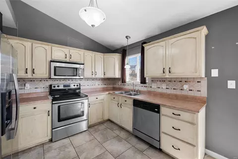 51 W Park Dr, O'fallon, MO 63366 photo 19