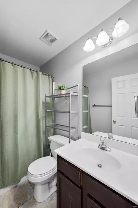 51 W Park Dr, O'fallon, MO 63366 photo 8