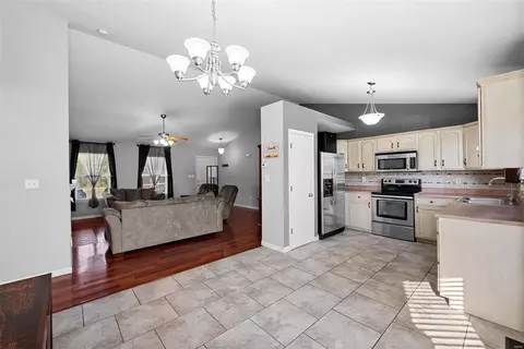 51 W Park Dr, O'fallon, MO 63366 photo 16