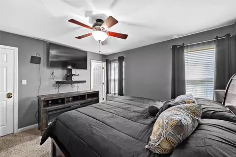 51 W Park Dr, O'fallon, MO 63366 photo 6