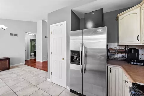 51 W Park Dr, O'fallon, MO 63366 photo 21