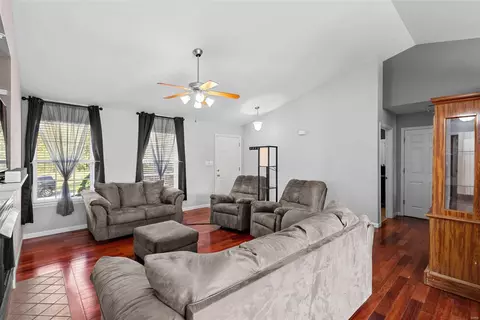 51 W Park Dr, O'fallon, MO 63366 photo 5