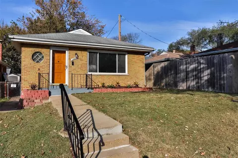 3911 Giles Ave, Saint Louis, MO 63116