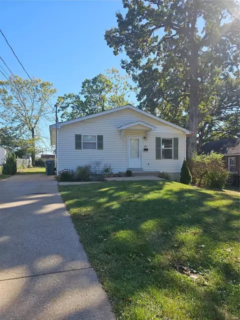 628 Norton Ave, Saint Louis, MO 63122