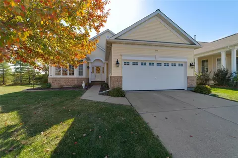 2060 Hawks Landing Dr #S, Lake Saint Louis, MO 63367