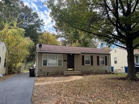 509 Teston Dr, Saint Louis, MO 63135