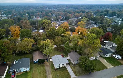 View/Area - 430 Orchard Ave, Ballwin, MO 63021 photo 3 of 3