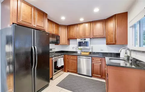 Kitchen - 430 Orchard Ave, Ballwin, MO 63021 photo 2 of 4