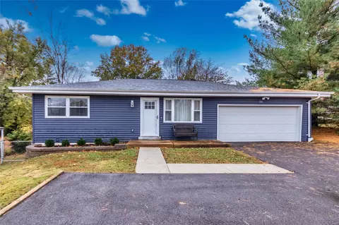 Exterior - 331 Summit Rd, Fenton, MO 63026 photo 9 of 10