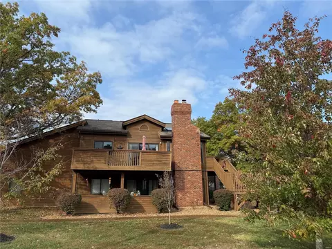 1202 Hemingway Ln #G, Weldon Spring, MO 63304