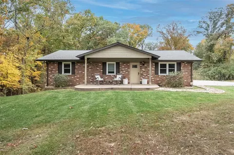 873 Highway Dd, Defiance, MO 63341