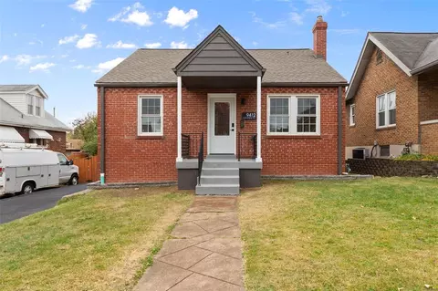 9412 Lavern Pl, Saint Louis, MO 63123