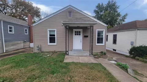 1352 Louisville Ave, Saint Louis, MO 63139