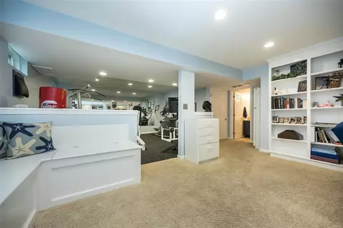 Entry Way - 16704 Hickory Crest Dr, Wildwood, MO 63011 photo 3 of 3