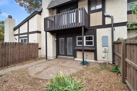 1337 Hampton Rd, Saint Charles, MO 63303 photo 6