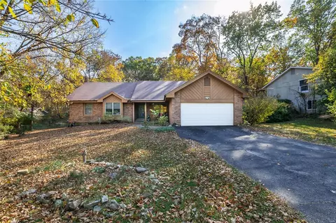 1162 Fairview Dr, Ellisville, MO 63011 photo 2