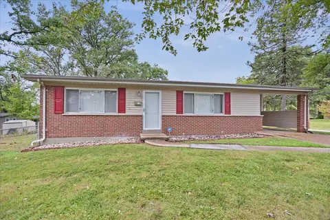 1265 Paddock Dr, Florissant, MO 63033
