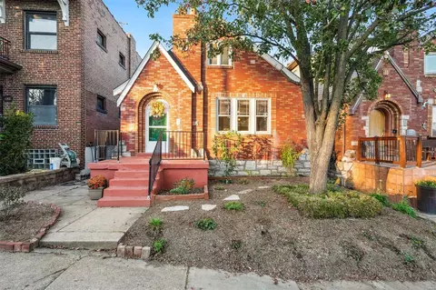 4065 Fairview Ave, Saint Louis, MO 63116