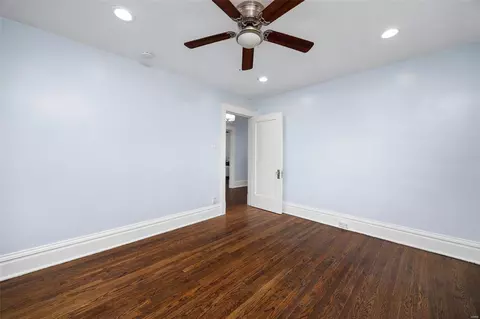 Bedroom - 3731 Oakmount Ave, Normandy, MO 63121 photo 6 of 8