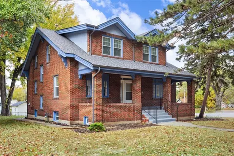 3731 Oakmount Ave, Normandy, MO 63121