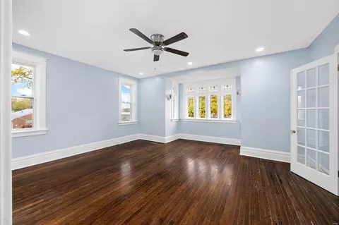 Living - 3731 Oakmount Ave, Normandy, MO 63121 photo 3 of 3