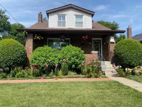 2417 Bremerton Rd, Saint Louis, MO 63144