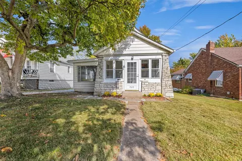 7619 Weaver Ave, Saint Louis, MO 63143