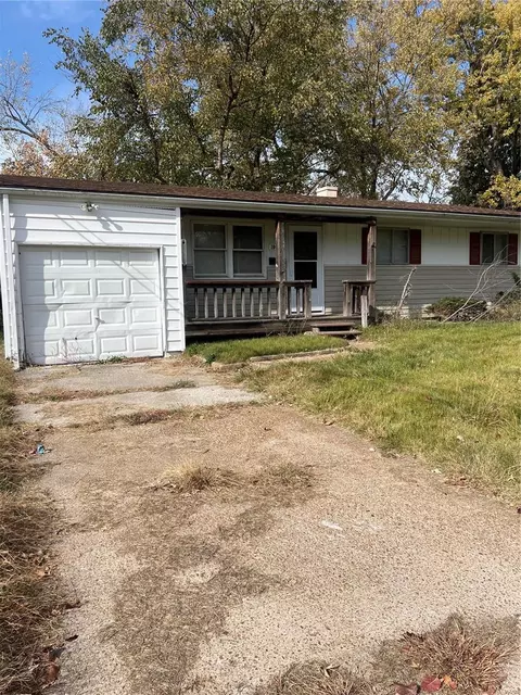 10407 Melvich Dr, Saint Louis, MO 63137