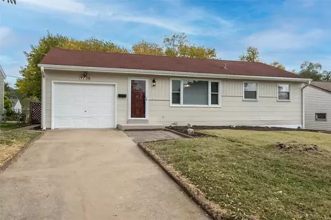 9736 Gloucester Dr, Saint Louis, MO 63137
