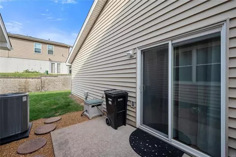 Exterior - 533 Spring Glen Dr, Ballwin, MO 63021 photo 2 of 4