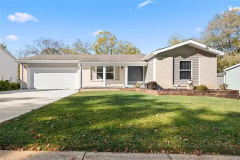 679 Green Forest Dr, Fenton, MO 63026