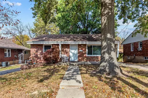 8803 Forest Ave, Saint Louis, MO 63114
