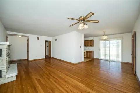 302 Wolff Ln, Ellisville, MO 63011 photo 6