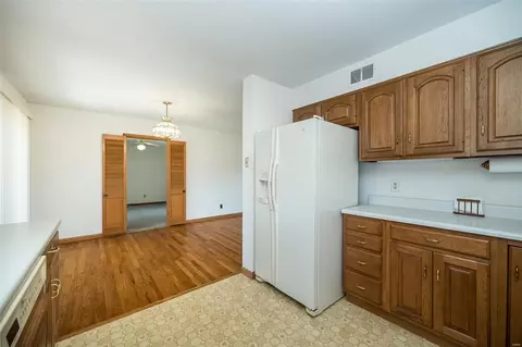 302 Wolff Ln, Ellisville, MO 63011 photo 13
